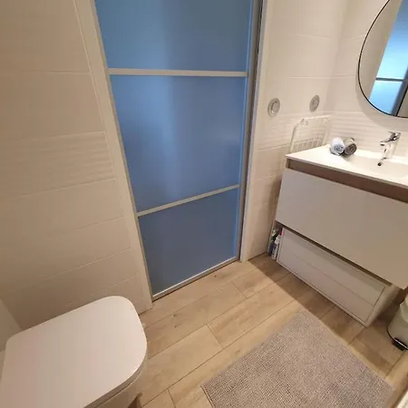 Appartement Un Cocon A Centre, Piscine Et Parking *