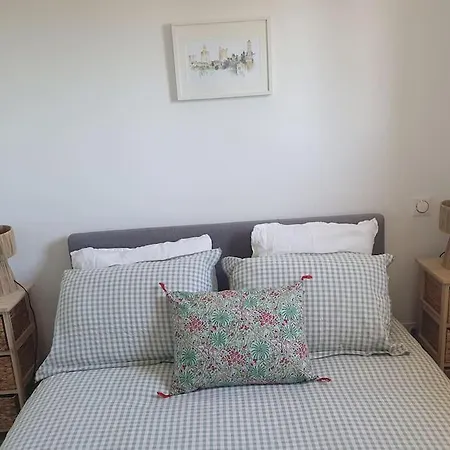 Appartement Un Cocon A Centre, Piscine Et Parking *